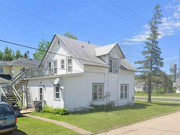 415 E Broadway St — Photo 7