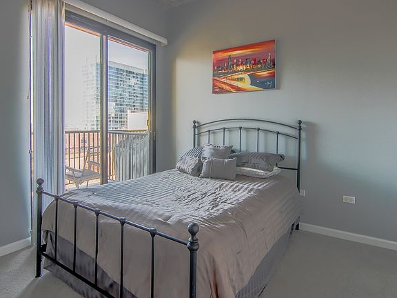 5th image of 1464 S Michigan Ave APT 607