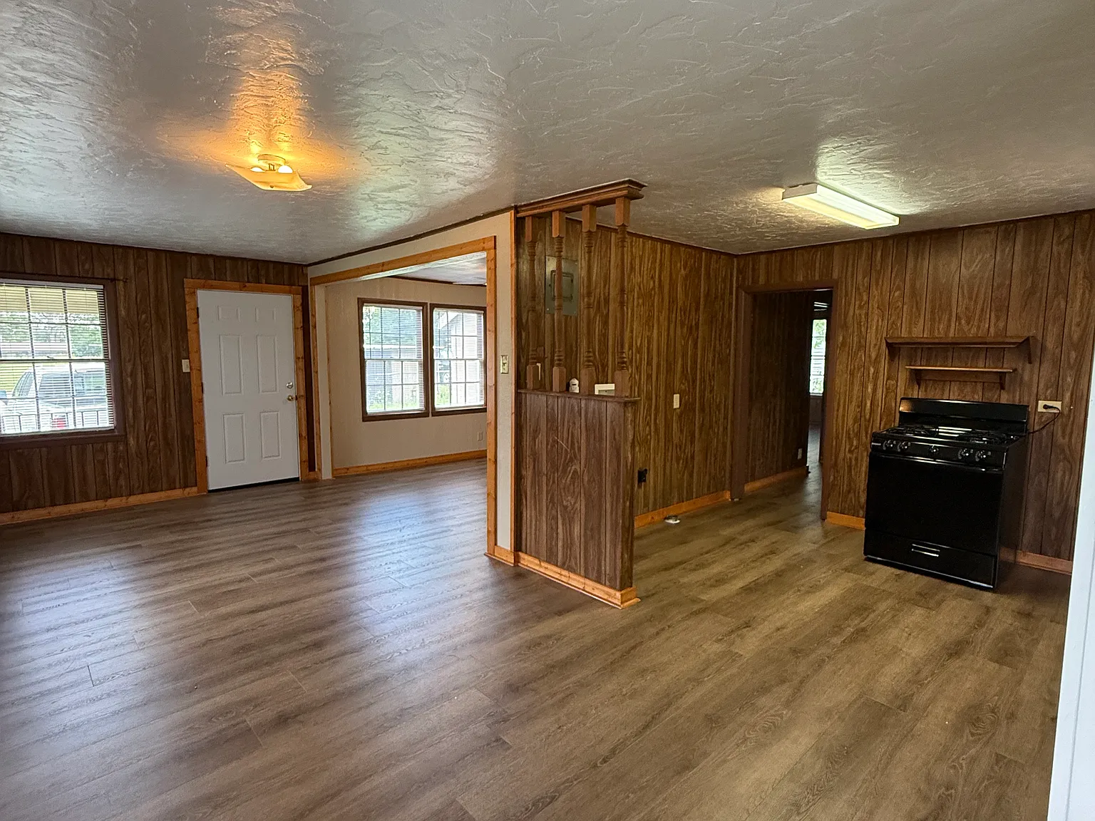 2 bed, 1200 sqft, $750 — Photo 4
