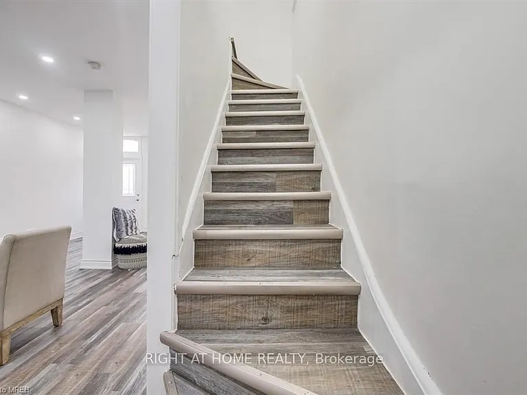 120 Tisdale St N — Photo 19