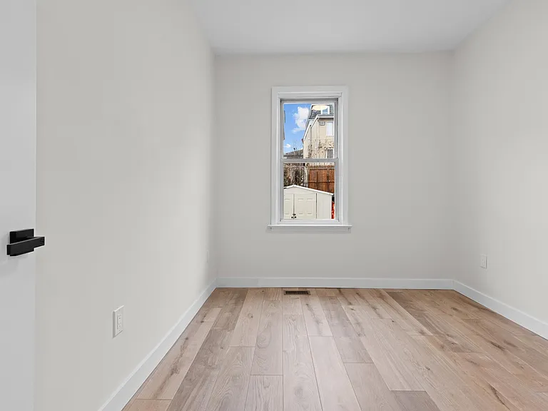 3 Edison Pl #1 — Photo 12