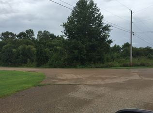 9130 McCreight Dr, Millington, TN 38053