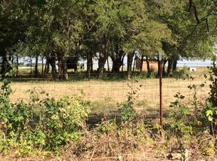 5037 E Line Rd, Whitewright, TX 75491