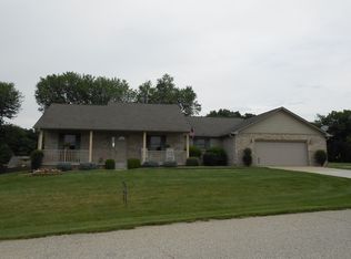 4866 Persimmon Tree Ln, Martinsville, IN 46151