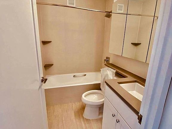 3rd image of 155 E 29th St APT 30B