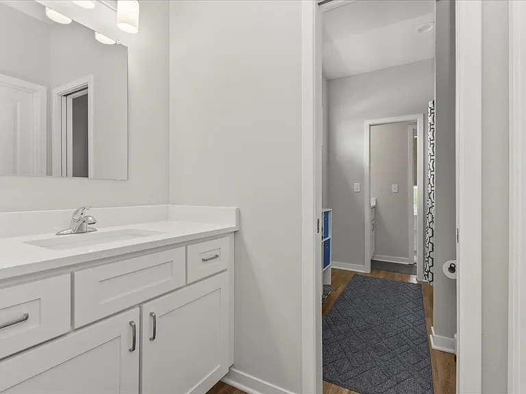 1095 N Findley St #1 — Photo 19