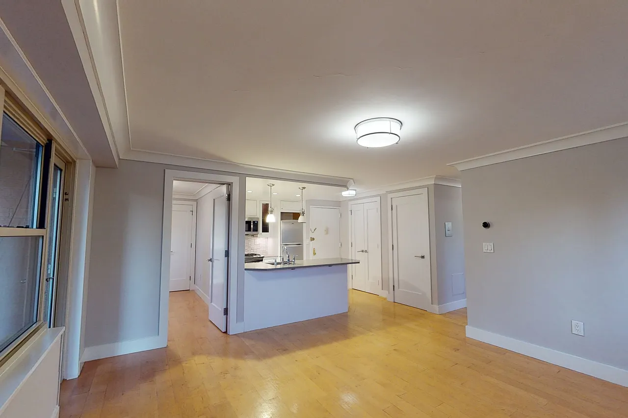 50 West 93rd Street — Photo 2