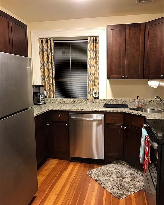 1st image of 1463-1464 Beacon St #32
