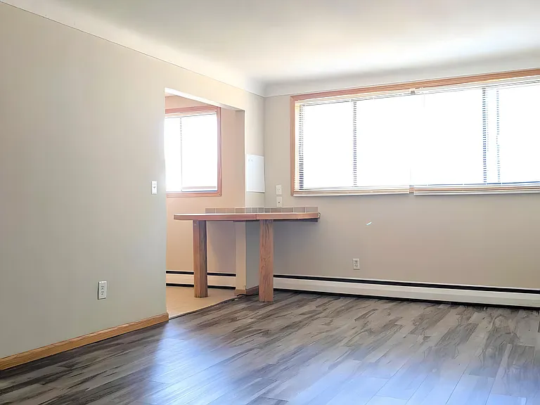Twin Pines Apartments — Photo 43