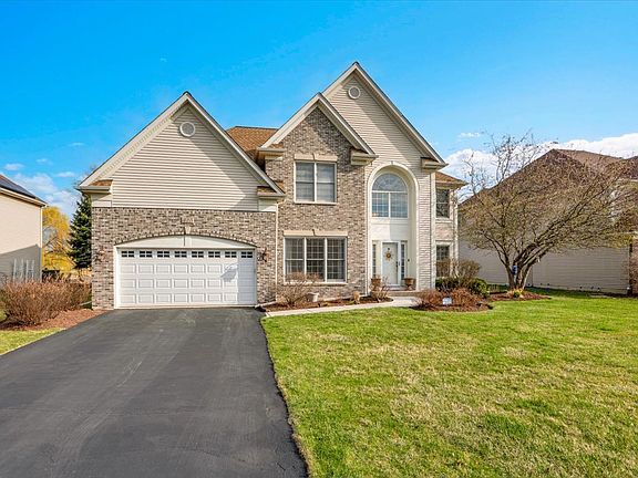3rd image of 415 Mallard Point Dr