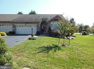 10 Whippoorwill Ln, Falling Waters, WV 25419