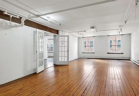 2nd image of 265 Water St APT 4