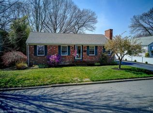 127 Tobie Ave, Pawtucket, RI 02861