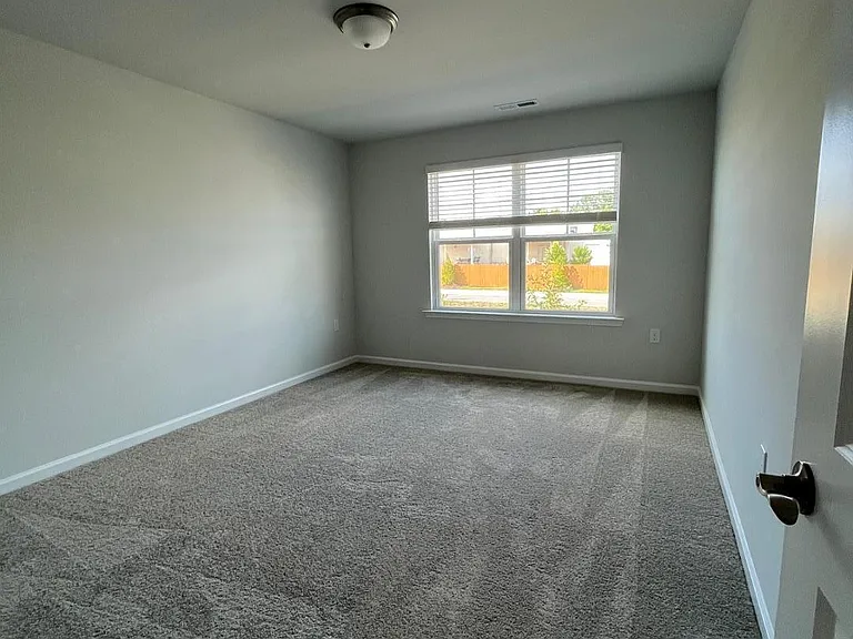 415 Parker Station Ave — Photo 33