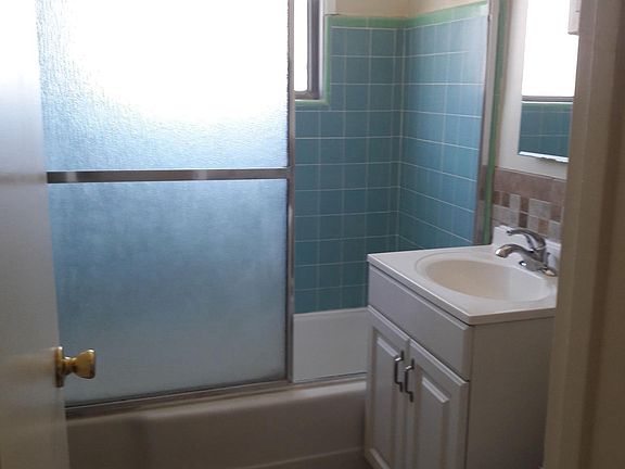 4th image of 5944 1/2 Cloverly Ave #Second