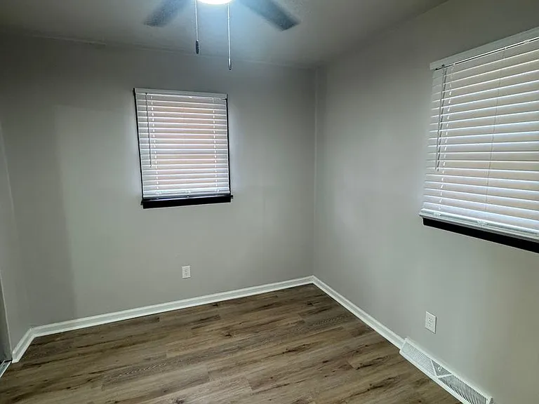 2812 Mulberry Rd — Photo 4