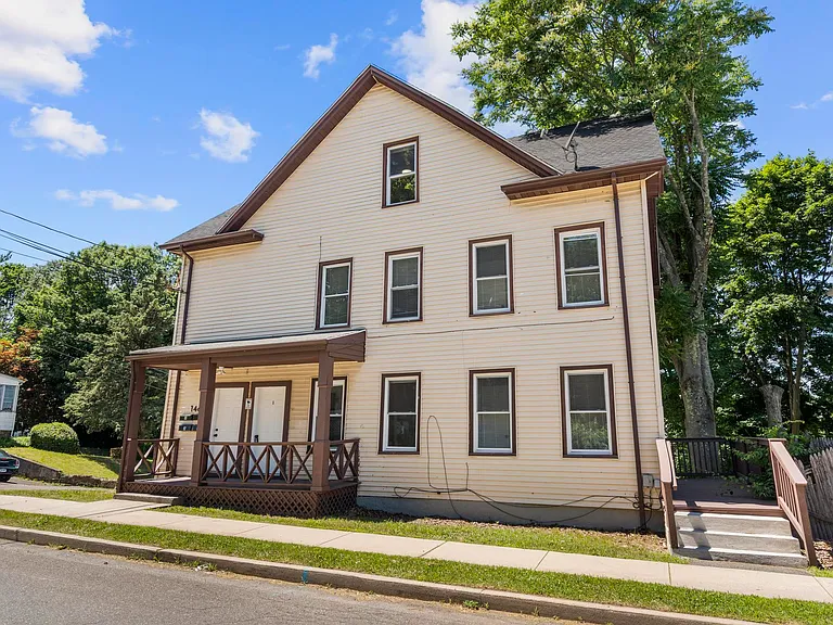 146 Hobart St #1 — Photo 3