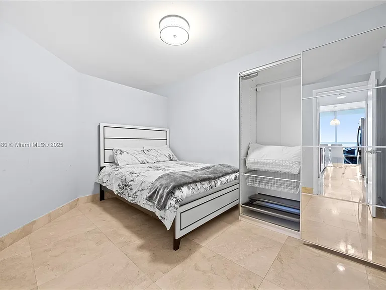 6365 Collins Ave #4106 — Photo 21