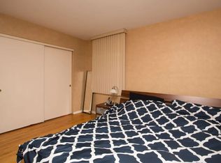 10656 Halstead St, Philadelphia, PA 19116