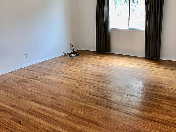 3rd image of 7848 Hindry Ave