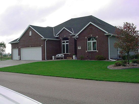 1st image of 303 Ponderosa Dr