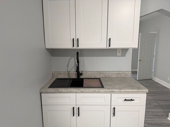 3rd image of 8531 S Burley Ave APT 1R