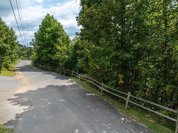 5th image of LOT 30 Fox Run