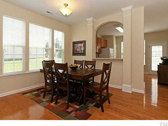 5th image of 7845 Silverthread Ln