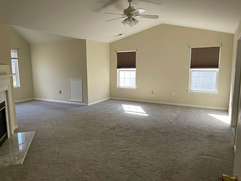 15518 Toddsbury Ln — Photo 14