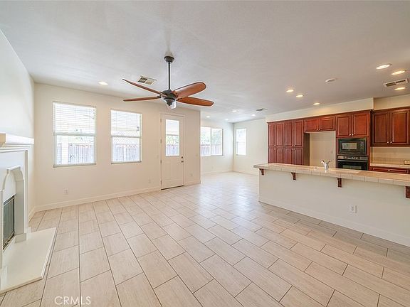 5th image of 3319 Banyon Cir