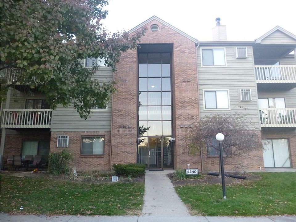 1st image of 4240 Village Parkway Cir E