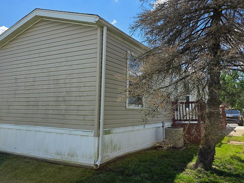 23716 Matts Dr, photo 24