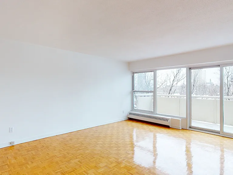 60 Daly Ave — Photo 25