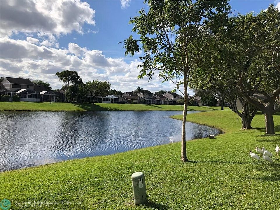 2nd image of 1104 NW 50th Dr