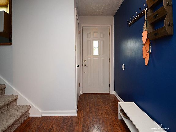 3rd image of 5101 Boeckner Ave