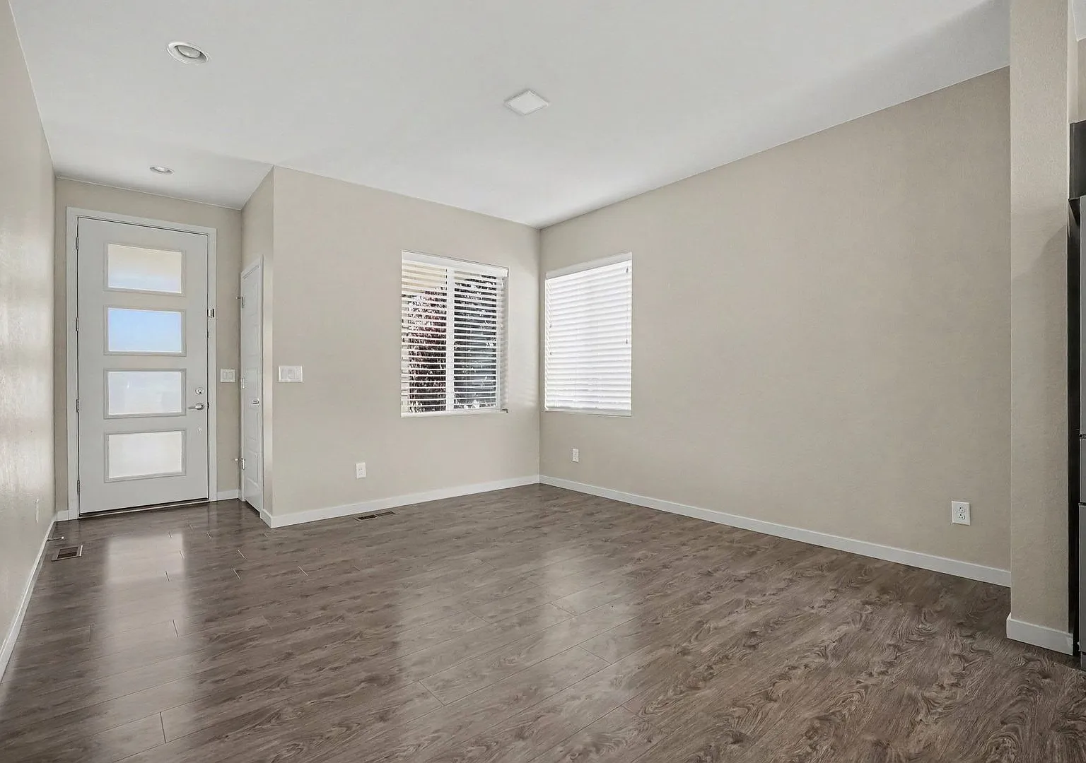 Beautiful 3 Bedroom Home in Reunion | Built in 2017 | High-End Finishes | Commerce City — Photo 4