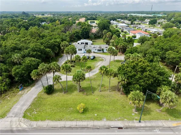 7775 20th St, Vero Beach, FL 32966