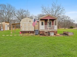 8687 W Ridge Dr, Quinlan, TX 75474