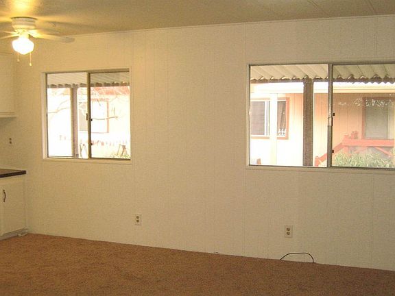 5th image of 7433 Topanga Ln #261