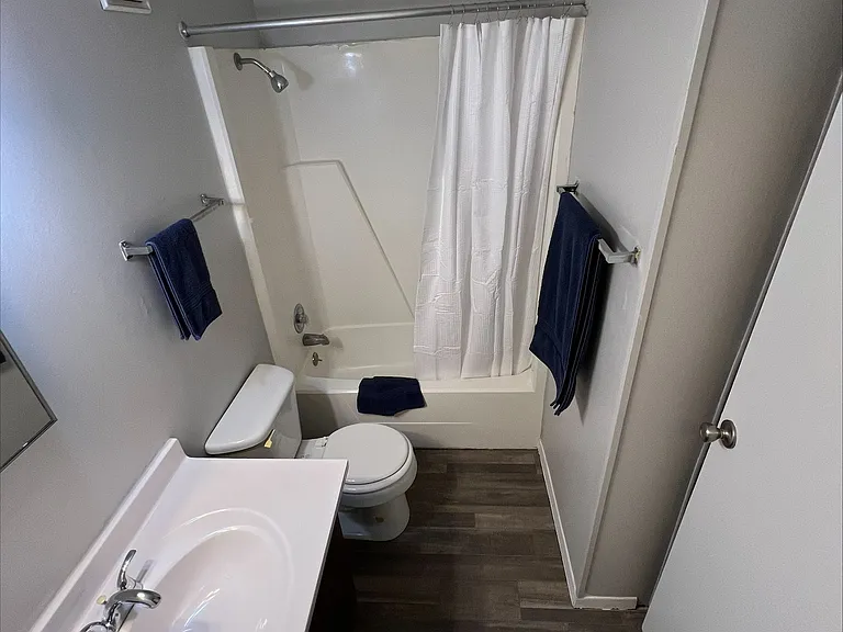 Treeborn Apartments — Photo 31