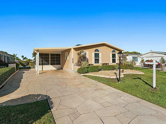 3rd image of 3780 Shadberry Court