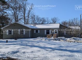 N2511 Shore Dr, Marinette, WI 54143