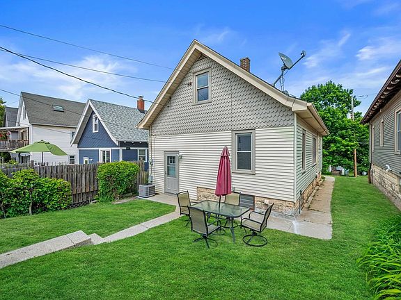 2nd image of 2843 S Linebarger TERRACE