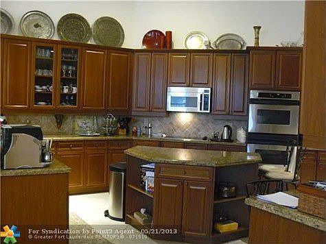 4th image of 880 Tradewinds Bnd