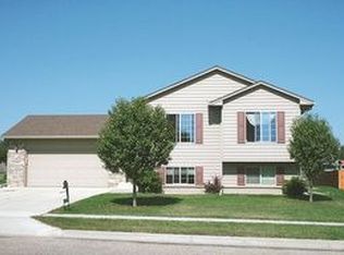4108 E Steeple St, Sioux Falls, SD 57103