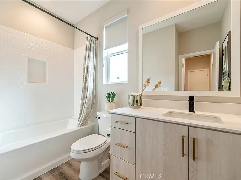 824 S Harbor Blvd — Photo 20