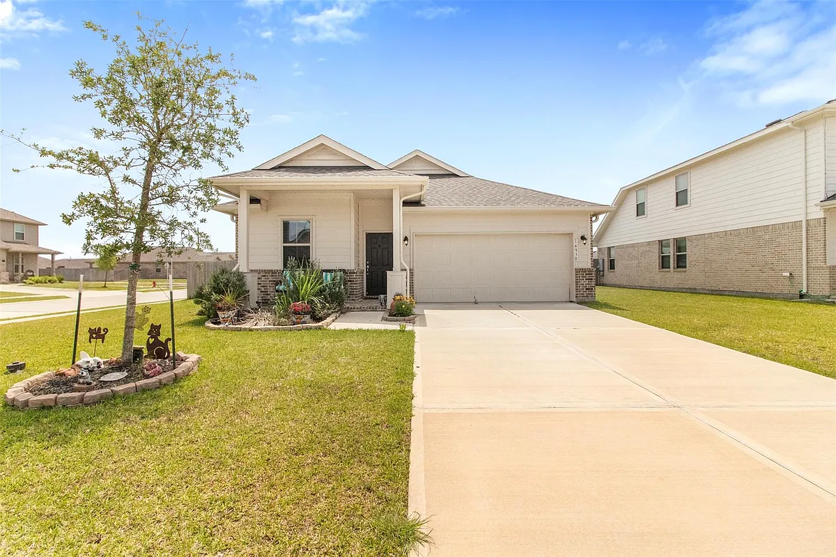 Building Photo - 14930 Spring Forest Ln