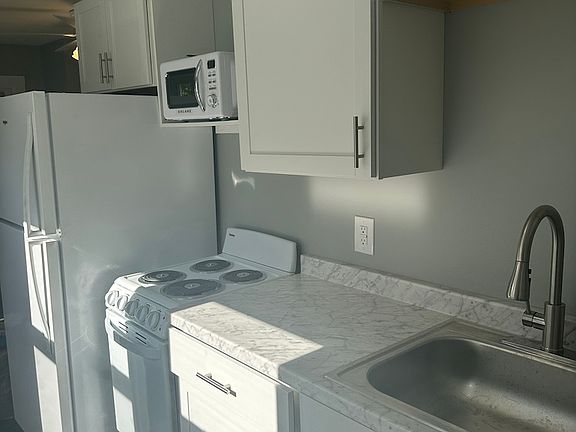 2nd image of 141 Shelton Blvd #143