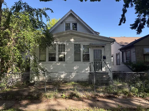 4730 N 29th STREET, Milwaukee, WI 53209