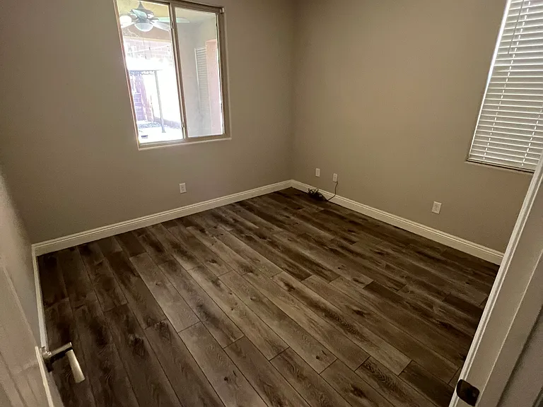 5705 Shadow Bend Dr — Photo 11